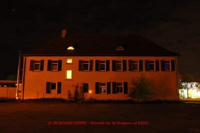 Lien vers image en grand format (ouverture nouvelle fenêtre)