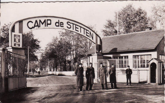 Entrée du camp Français vers 1950